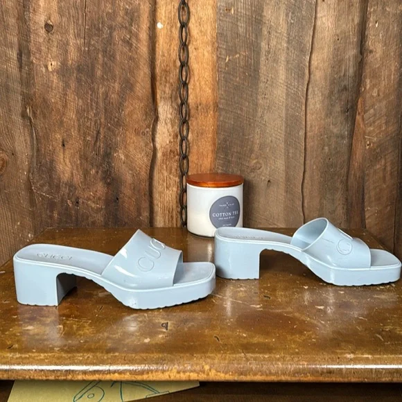 Gucci Authentic Women's Sky Blue Rubber Slides - Size 37 - Picture 5 of 12